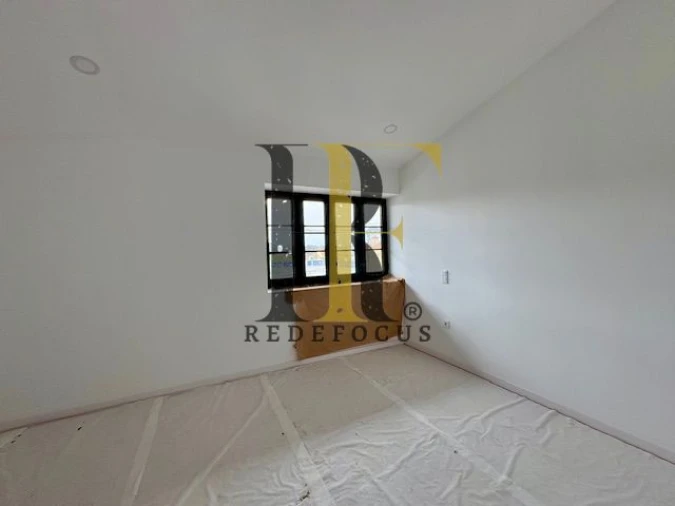 Moradia T2 para Venda em Rio Meão Foto 4