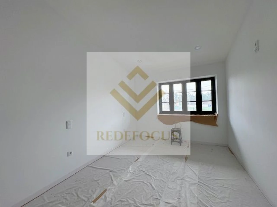 Moradia T2 para Venda em Rio Meão Foto 5