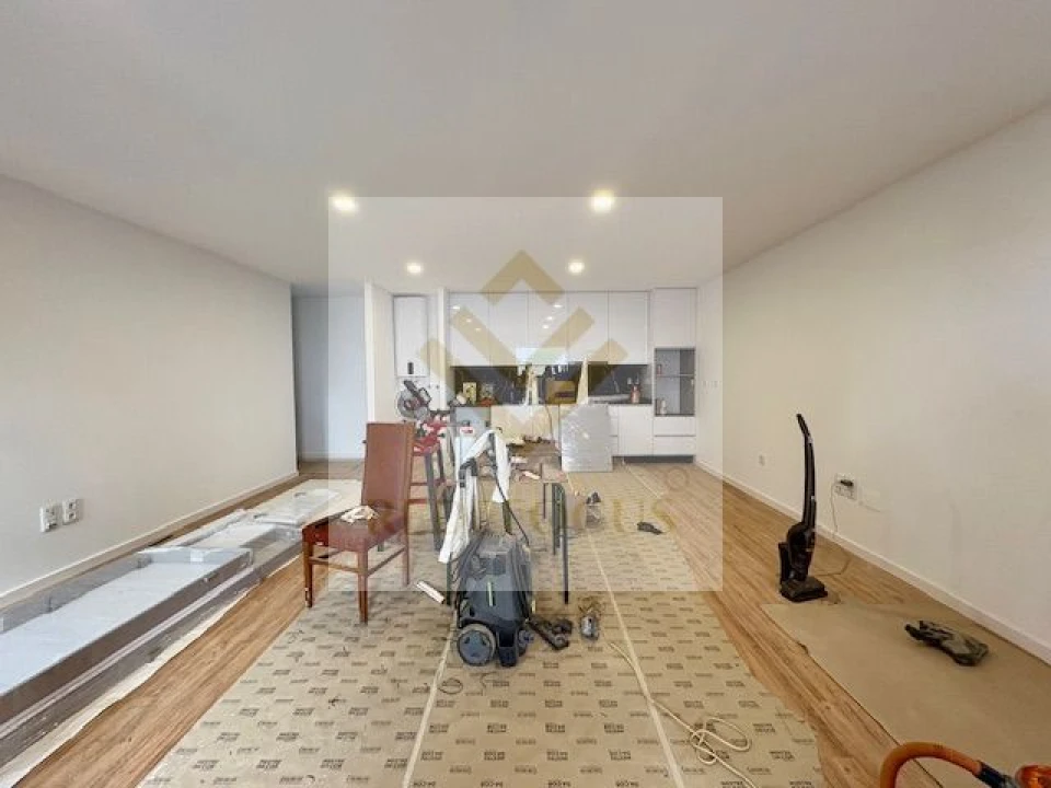 Moradia T2 para Venda em Rio Meão Foto 3