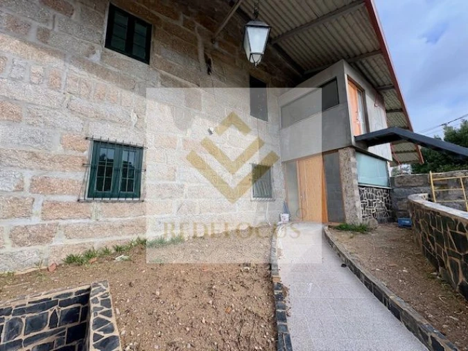 Moradia T2 para Venda em Rio Meão Foto 2