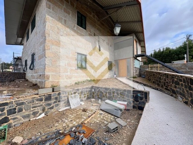 Moradia T2 para Venda em Rio Meão