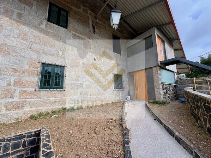 Moradia T2 para Venda em Rio Meão Foto 2