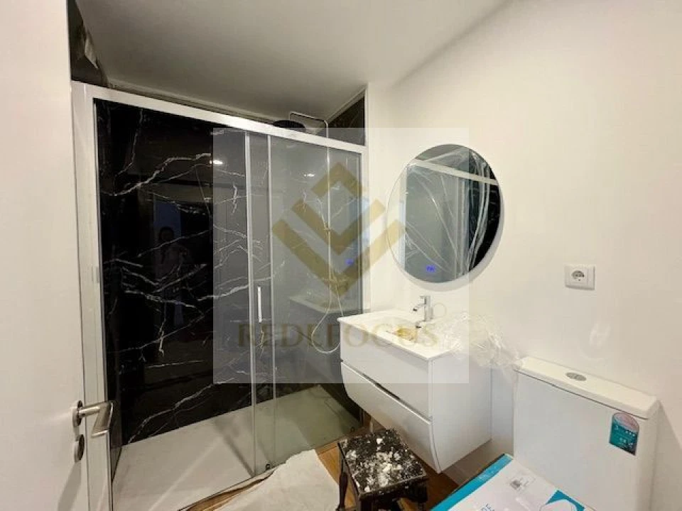 Moradia T2 para Venda em Rio Meão Foto 6