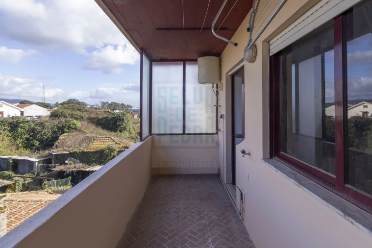 Apartamento T2 para Venda em Rio Tinto Foto 13