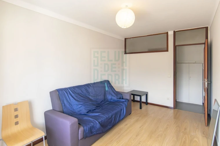 Apartamento T2 para Venda em Cedofeita, Santo Ildefonso, Sé, Miragaia, São Nicolau e Vitória Foto 7