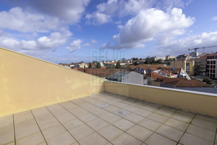 Apartamento T2 para Venda em Cedofeita, Santo Ildefonso, Sé, Miragaia, São Nicolau e Vitória Foto 23