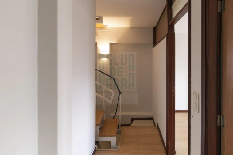 Apartamento T2 para Venda em Cedofeita, Santo Ildefonso, Sé, Miragaia, São Nicolau e Vitória Foto 9