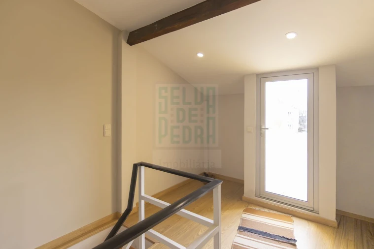 Apartamento T2 para Venda em Cedofeita, Santo Ildefonso, Sé, Miragaia, São Nicolau e Vitória Foto 19