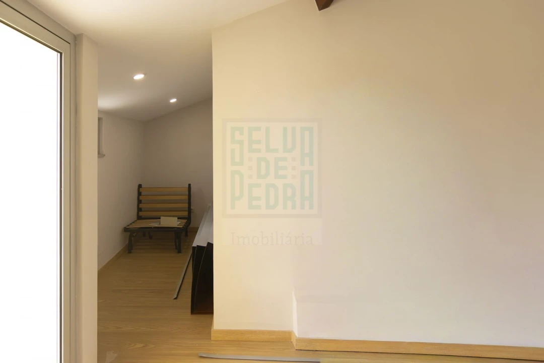 Apartamento T2 para Venda em Cedofeita, Santo Ildefonso, Sé, Miragaia, São Nicolau e Vitória Foto 18