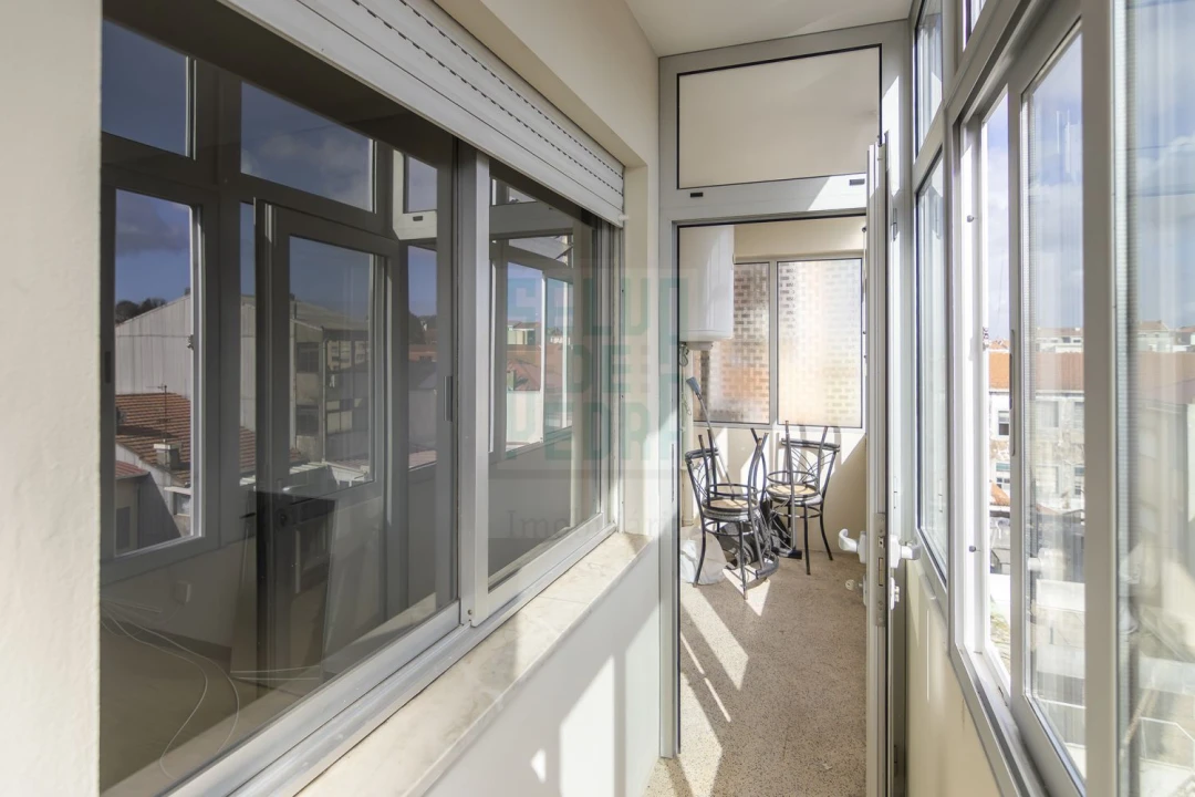 Apartamento T2 para Venda em Cedofeita, Santo Ildefonso, Sé, Miragaia, São Nicolau e Vitória Foto 5