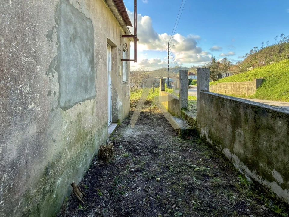 Moradia T3 para Venda em Espite Foto 14