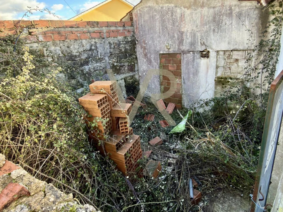 Moradia T3 para Venda em Espite Foto 6