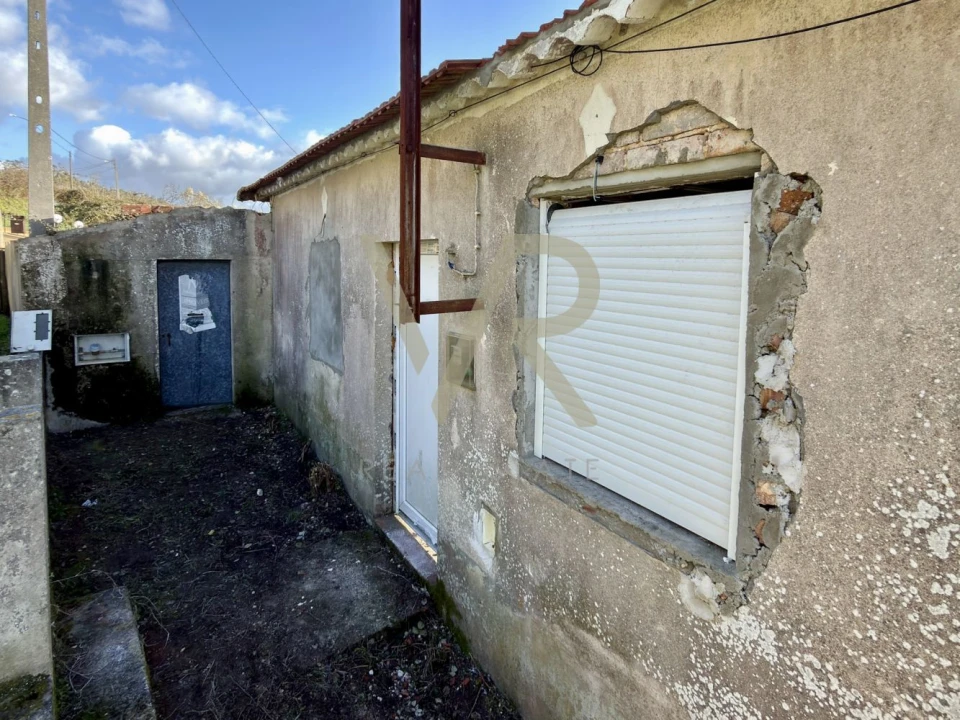 Moradia T3 para Venda em Espite Foto 4