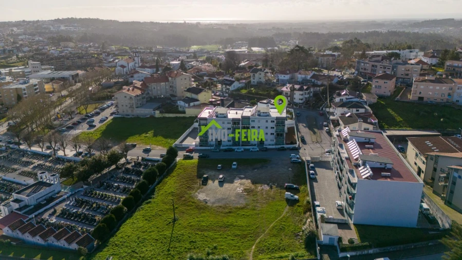 Apartamento T3 para Venda em Arrifana Foto 52