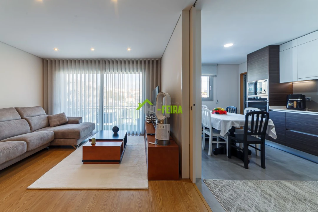 Apartamento T3 para Venda em Arrifana Foto 34