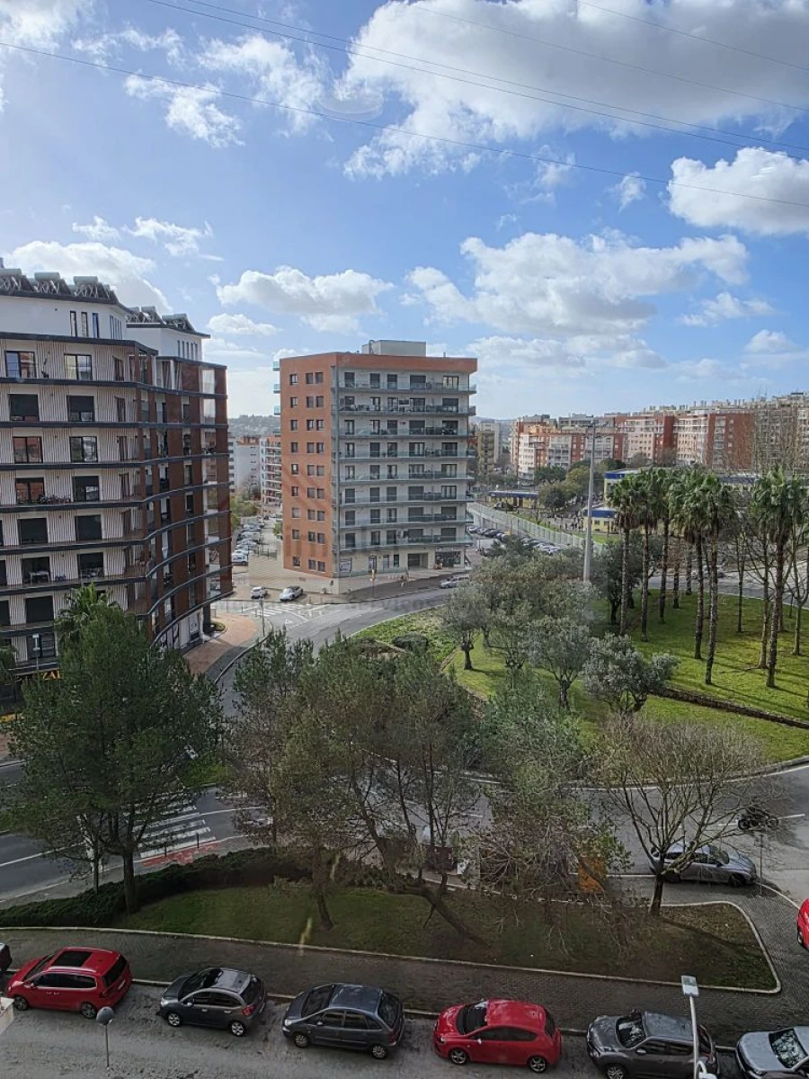 Apartamento T3 para Venda em Odivelas Foto 9