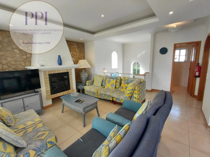 Moradia T3 para Venda em Budens Foto 4