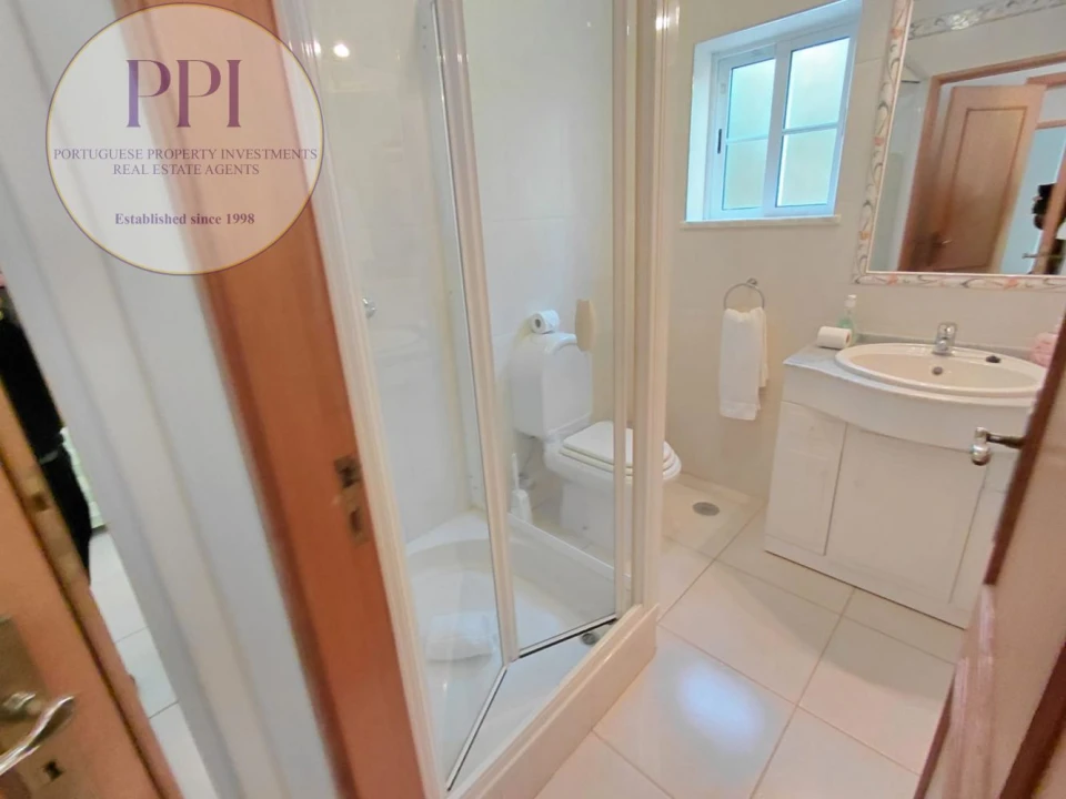 Moradia T3 para Venda em Budens Foto 27