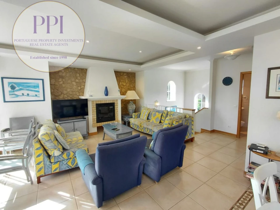 Moradia T3 para Venda em Budens Foto 3