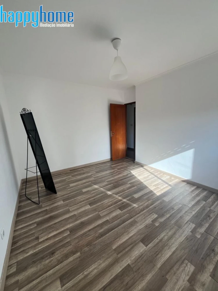 Apartamento T3 para Venda em União das Freguesias de Setúbal Foto 13