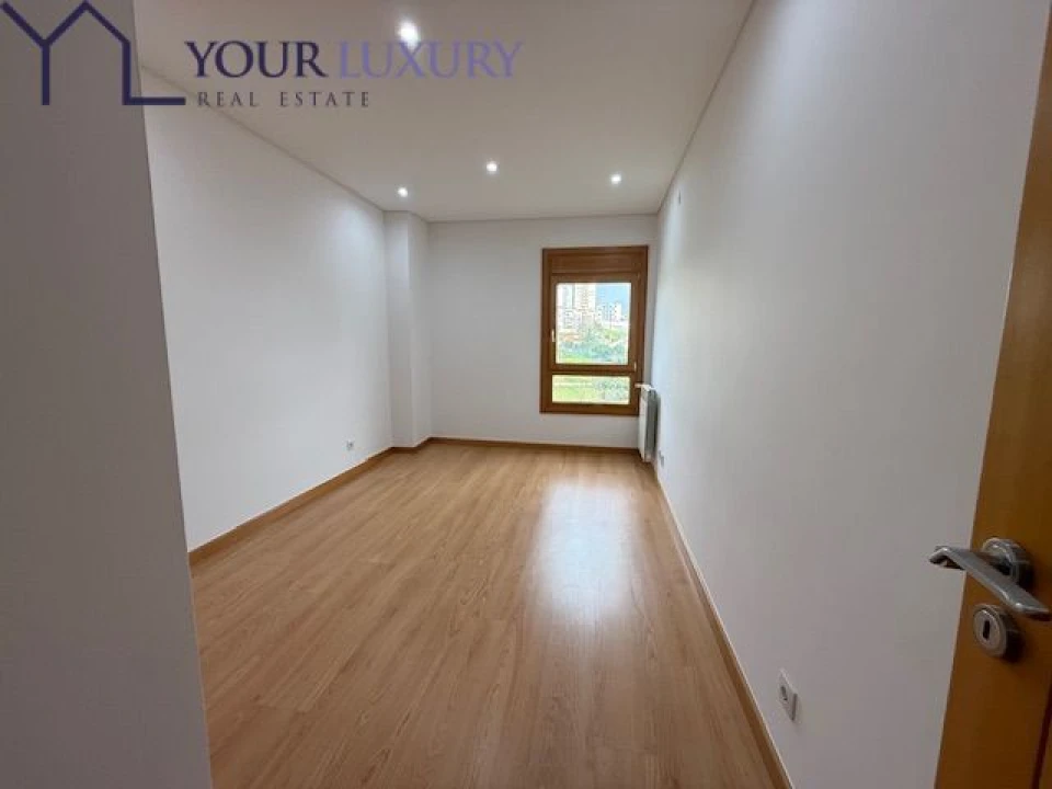 Apartamento T3 para Venda em Odivelas Foto 19