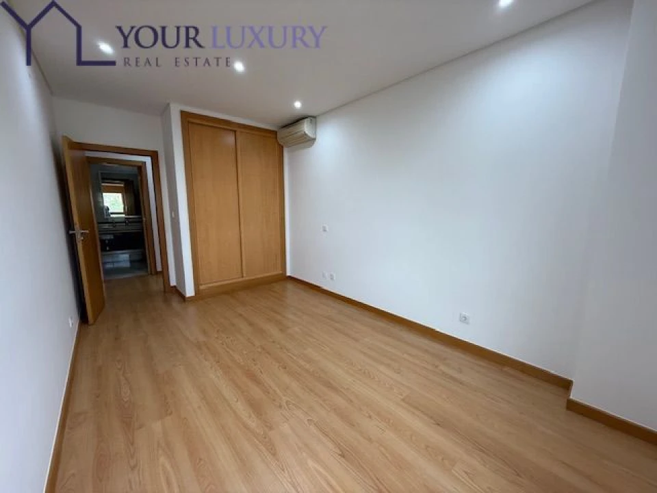 Apartamento T3 para Venda em Odivelas Foto 21