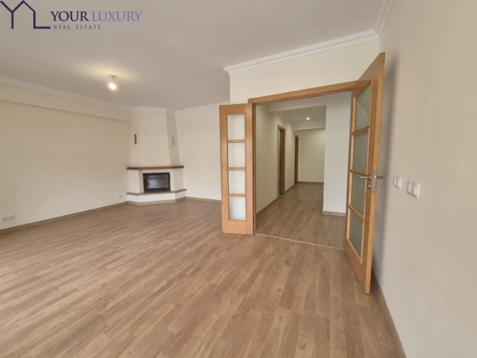 Apartamento T3 para Venda em Rio de Mouro Foto 11