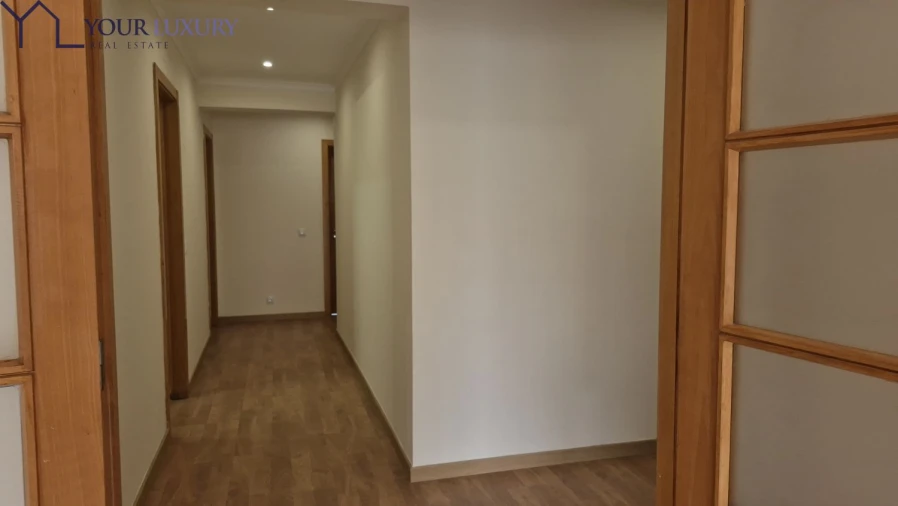 Apartamento T3 para Venda em Rio de Mouro Foto 16