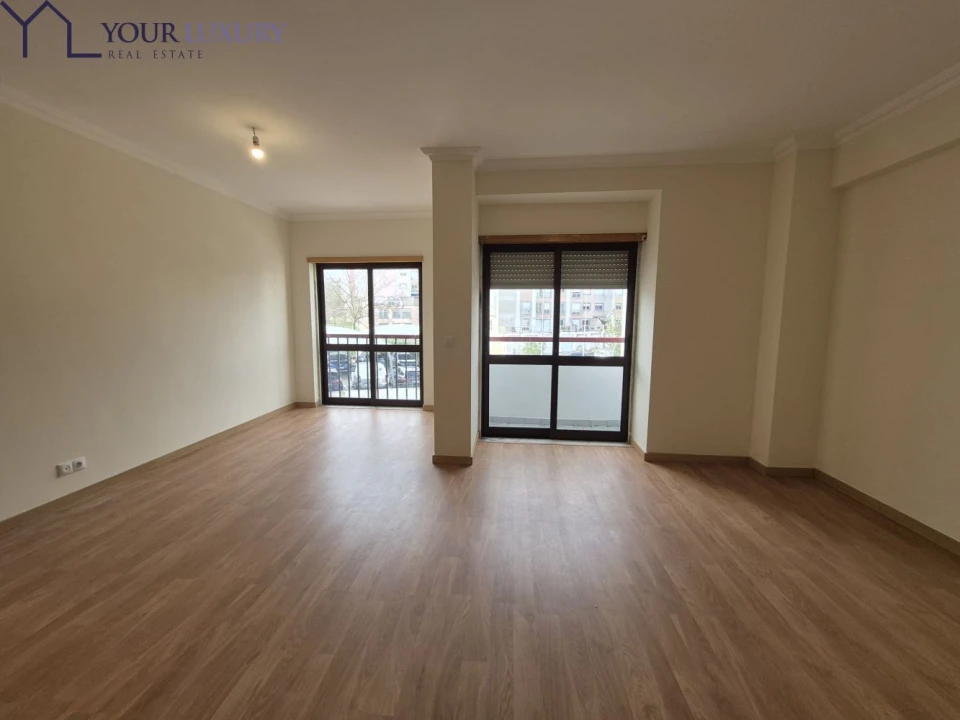 Apartamento T3 para Venda em Rio de Mouro Foto 13