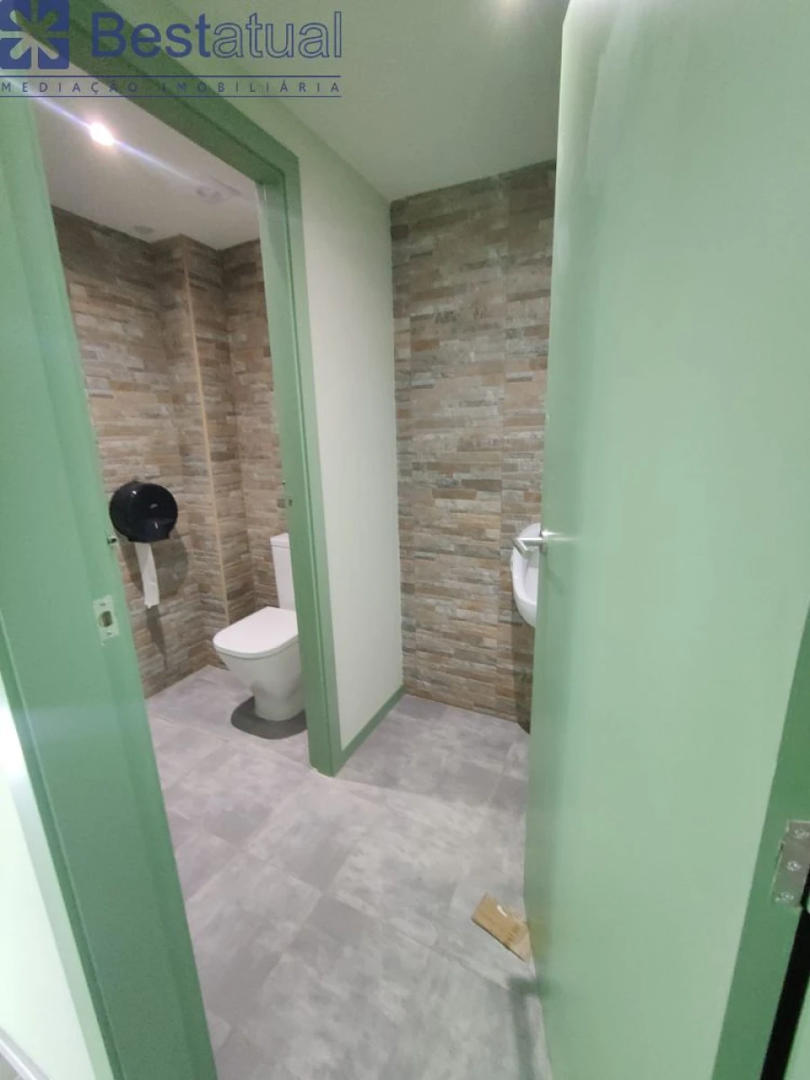 Loja para Venda em Bougado (São Martinho e Santiago) Foto 22