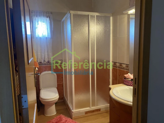 Moradia T4 para Venda em Travancas e Roriz Foto 22