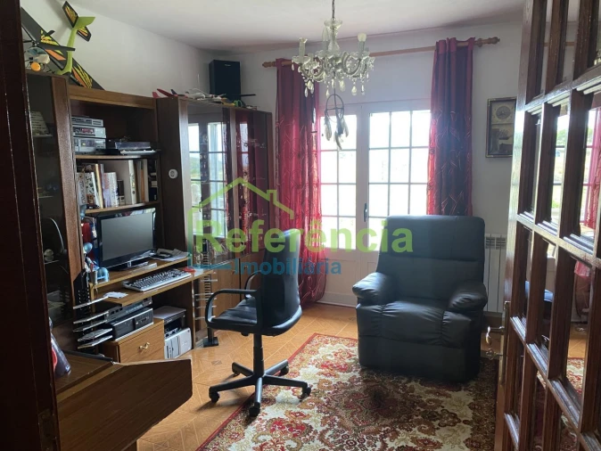 Moradia T4 para Venda em Travancas e Roriz Foto 15