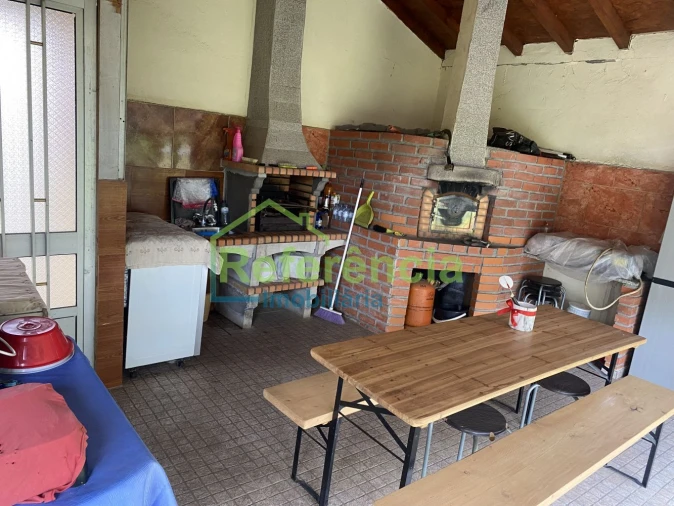 Moradia T4 para Venda em Travancas e Roriz Foto 9