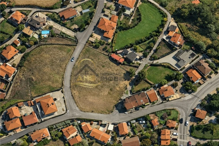 Terreno para Venda em Estorãos Foto 6