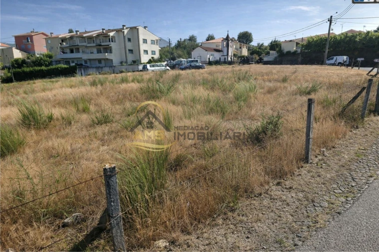 Terreno para Venda em Estorãos Foto 8