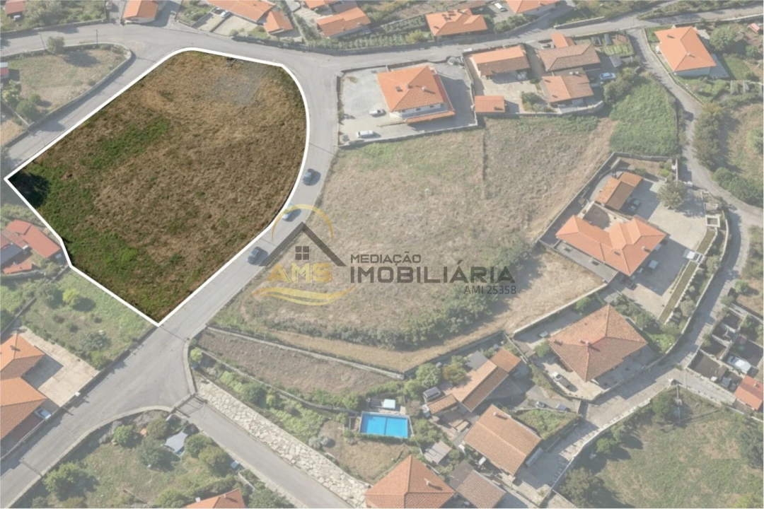 Terreno para Venda em Estorãos Foto 5