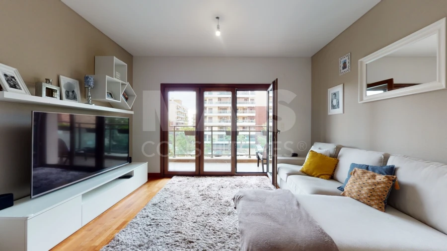 Apartamento T3 para Arrendamento em Sacavém e Prior Velho Foto 6