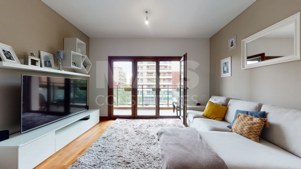 Apartamento T3 para Arrendamento em Sacavém e Prior Velho Foto 6