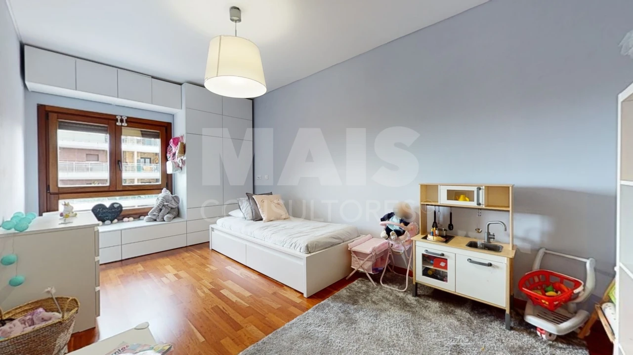 Apartamento T3 para Arrendamento em Sacavém e Prior Velho Foto 2