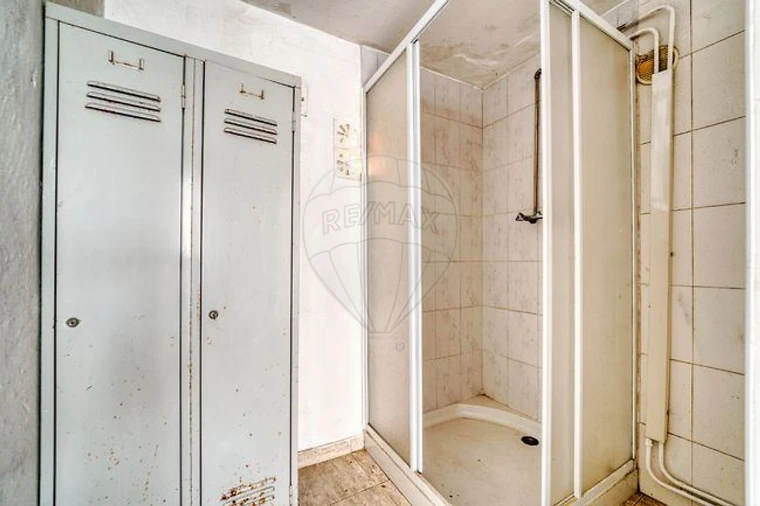 Loja para Arrendamento em Marvila, Ribeira Santarém, São Salvador, São Nicolau Foto 2