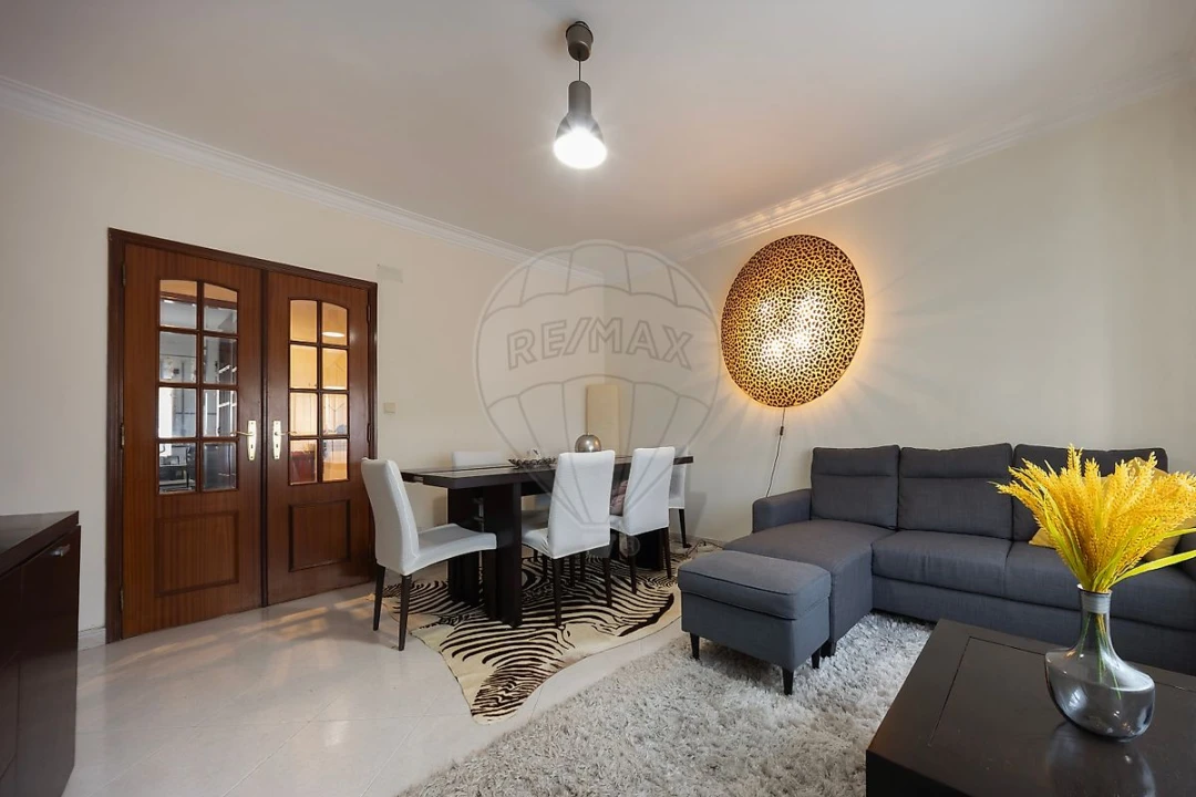 Apartamento T3 para Venda em Carregado e Cadafais Foto 15