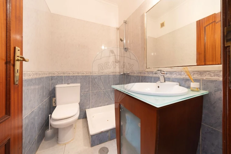 Apartamento T3 para Venda em Carregado e Cadafais Foto 23