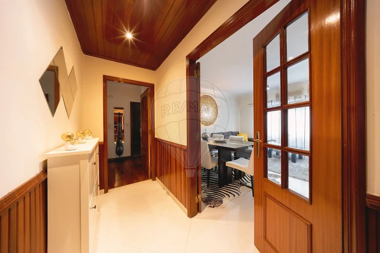 Apartamento T3 para Venda em Carregado e Cadafais Foto 10
