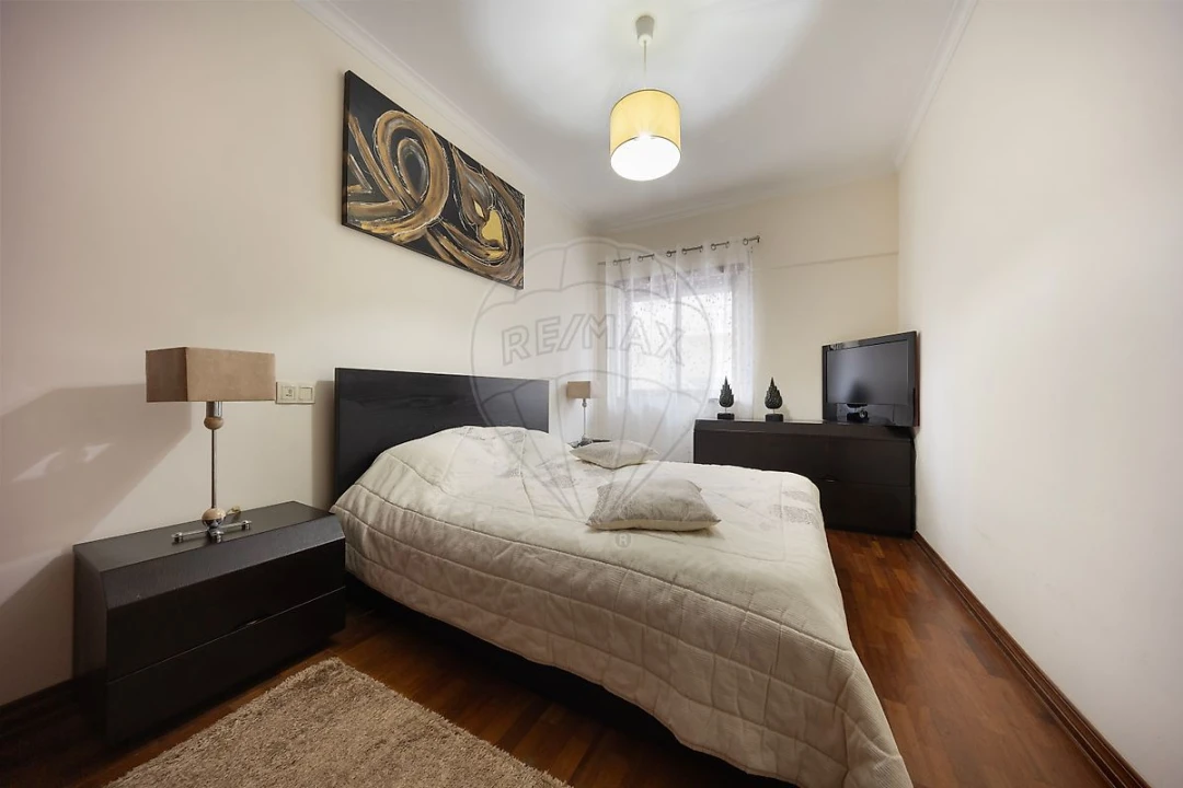 Apartamento T3 para Venda em Carregado e Cadafais Foto 13