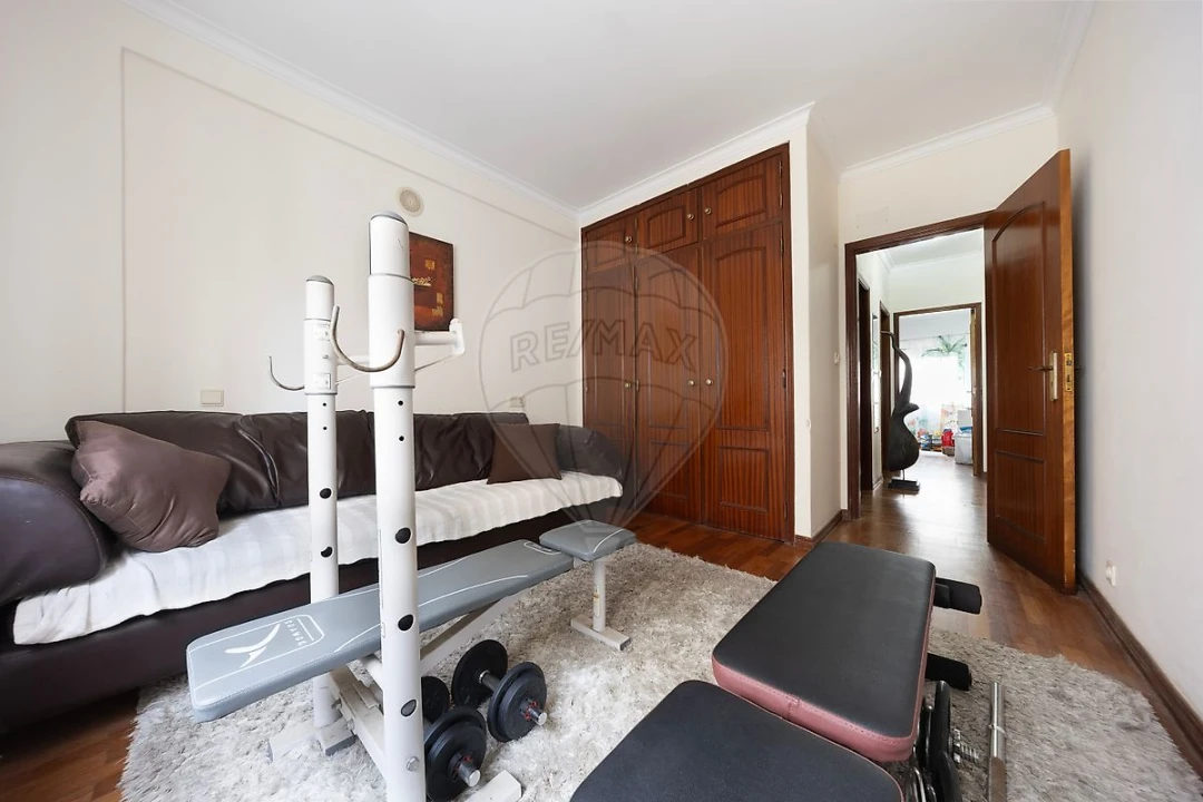 Apartamento T3 para Venda em Carregado e Cadafais Foto 9