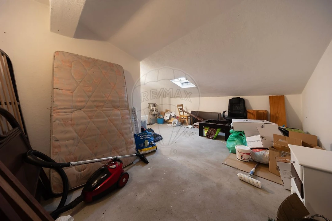 Apartamento T3 para Venda em Carregado e Cadafais Foto 6