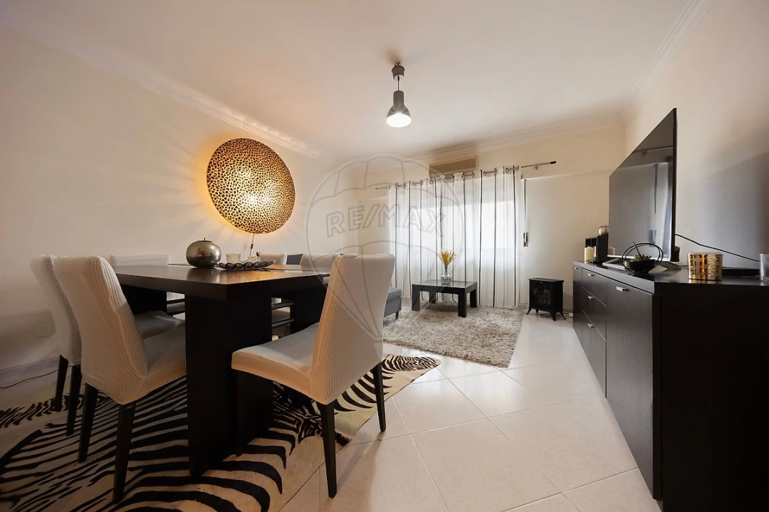 Apartamento T3 para Venda em Carregado e Cadafais Foto 17