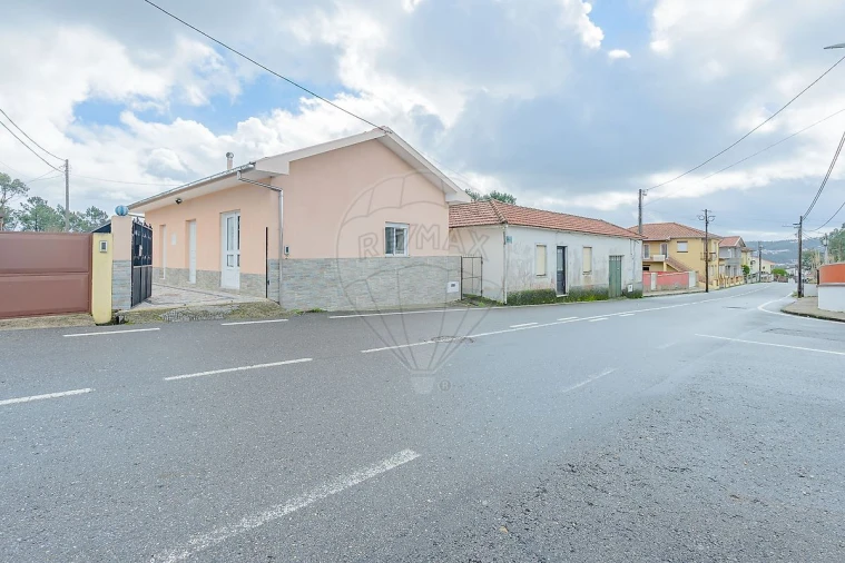 Moradia T2 para Venda em Lobão, Gião, Louredo e Guisande Foto 10