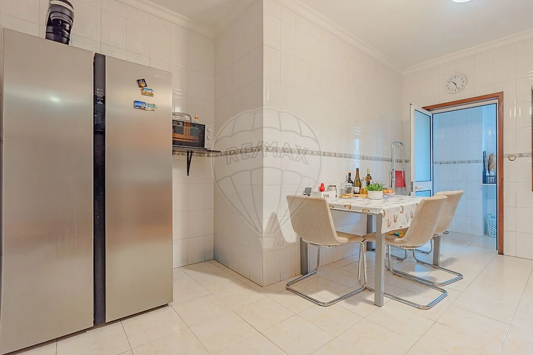 Apartamento T3 para Venda em Paredes Foto 11