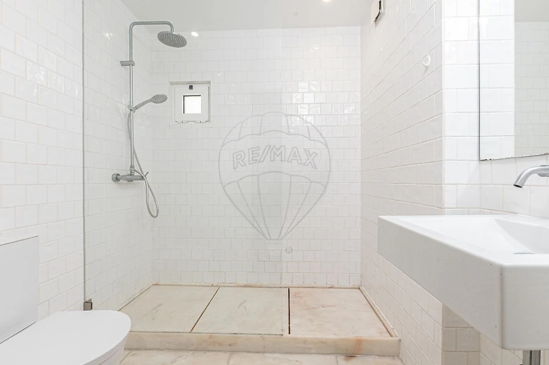 Apartamento T3 para Arrendamento em Lumiar Foto 9